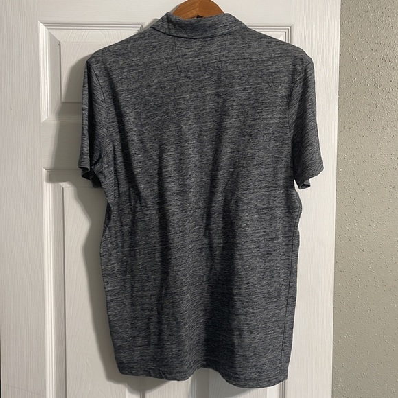 Banana Republic linen polo. Gray  large - Picture 2 of 3